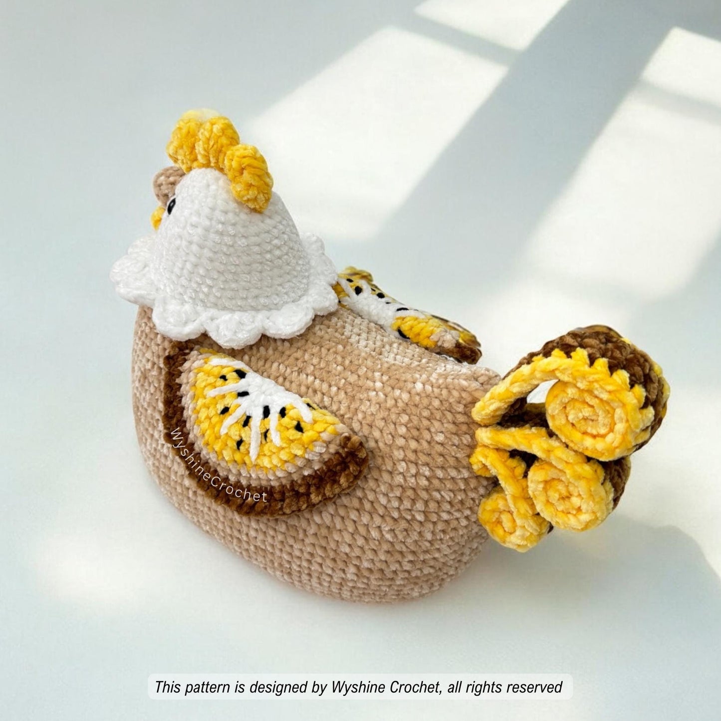 Golden Kiwi Hen Crochet Pattern - Crochet Pattern