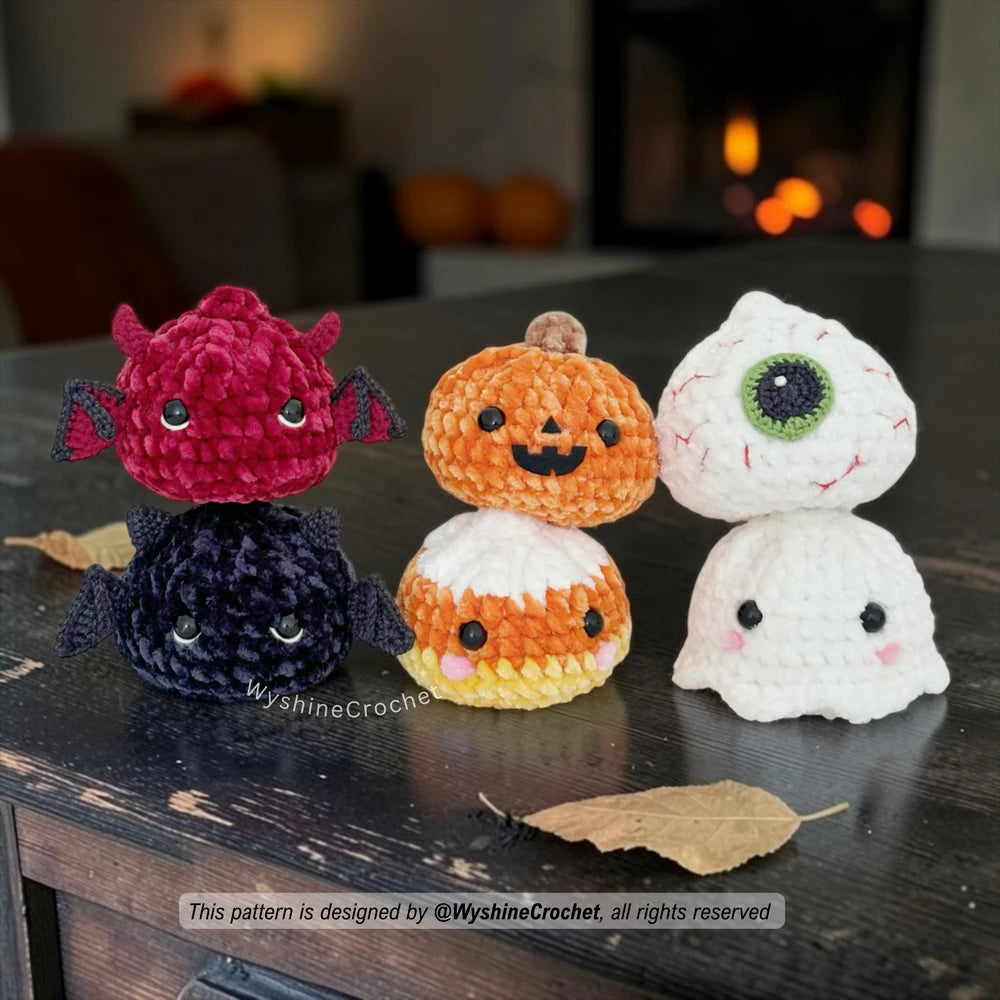 Mini Halloween dumpling amigurumi pattern, approx. 8 cm, for fall decor, handmade gifts, and bag charm-style makes