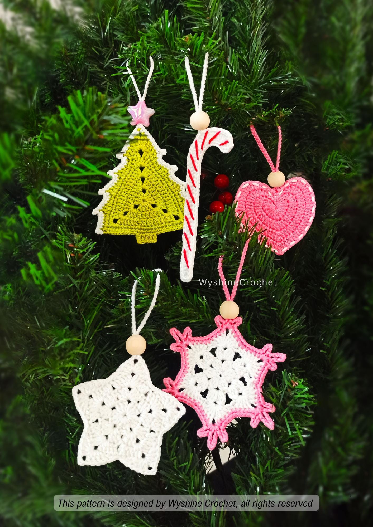 Hanging Christmas Tree Ornament Crochet Pattern