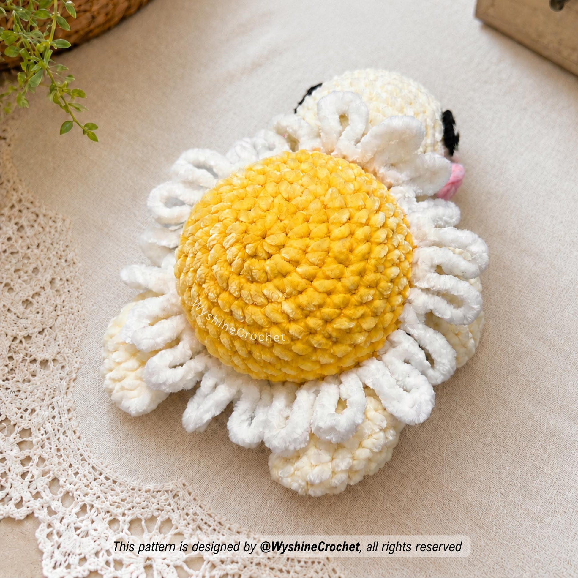 Baby Daisy Turtle Crochet Pattern - product photo 5 of 6